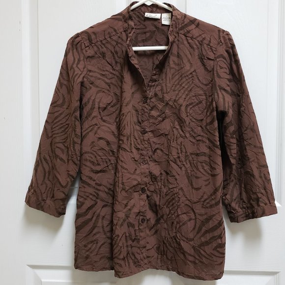 Kim Rogers Women's L Brown V Neck Button Front 3/4 Sleeve Animal Print Top - Picture 1 of 4
